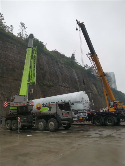 海曙区“不怕风雨冻”—— 吊车的 “恶劣环境适应” 技术